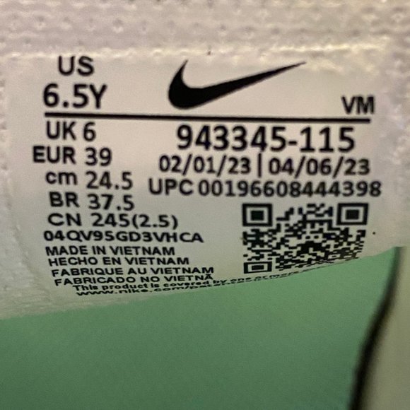 Nike Air Max 270 GS Summit White Jade Ice Green 943345-115 6.5Y Women's Size 8 - Picture 6 of 7